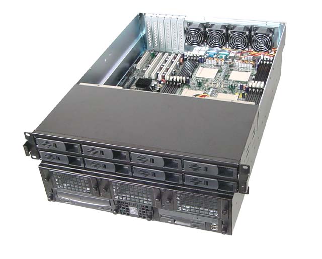 4fach (QUAD) Opteron Server Opteronix64 Station mit bis zu 8 int. HDs